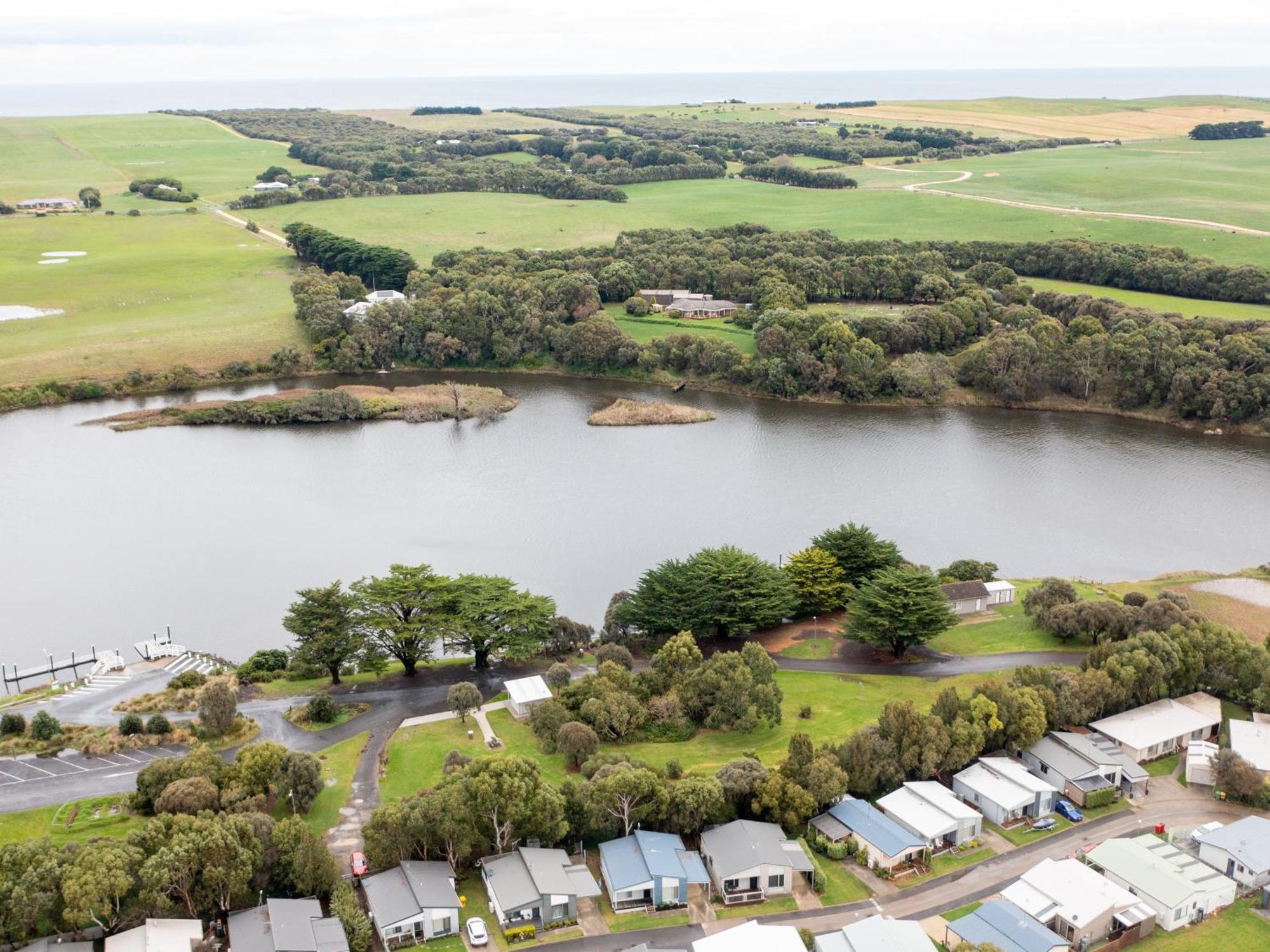 Nrma Warrnambool Riverside Holiday Park Luaran gambar