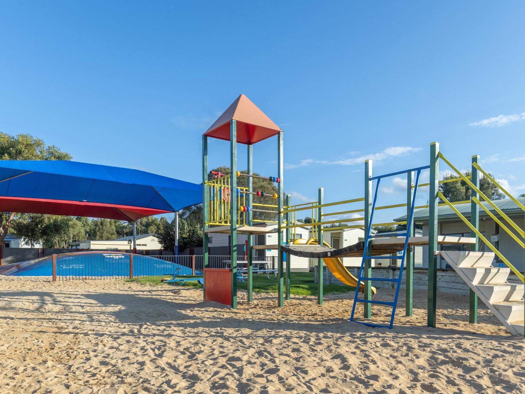 Nrma Warrnambool Riverside Holiday Park Luaran gambar