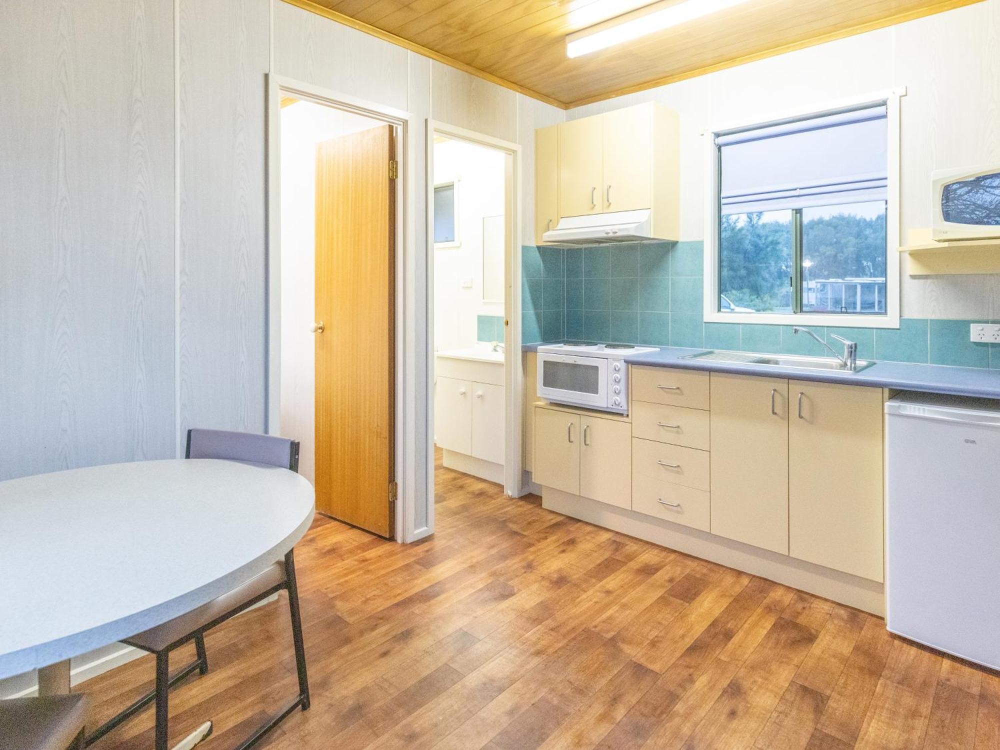 Nrma Warrnambool Riverside Holiday Park Bilik gambar